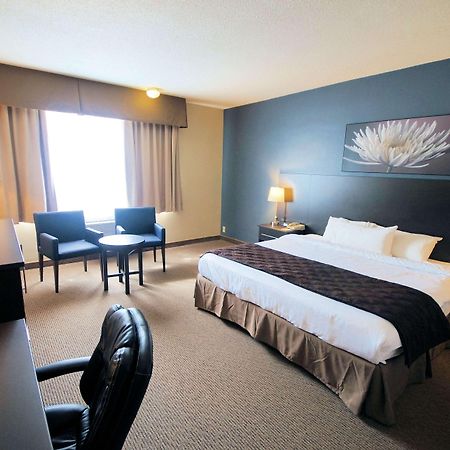 Days Inn By Wyndham Montreal Airport Conference Centre Dorval Extérieur photo
