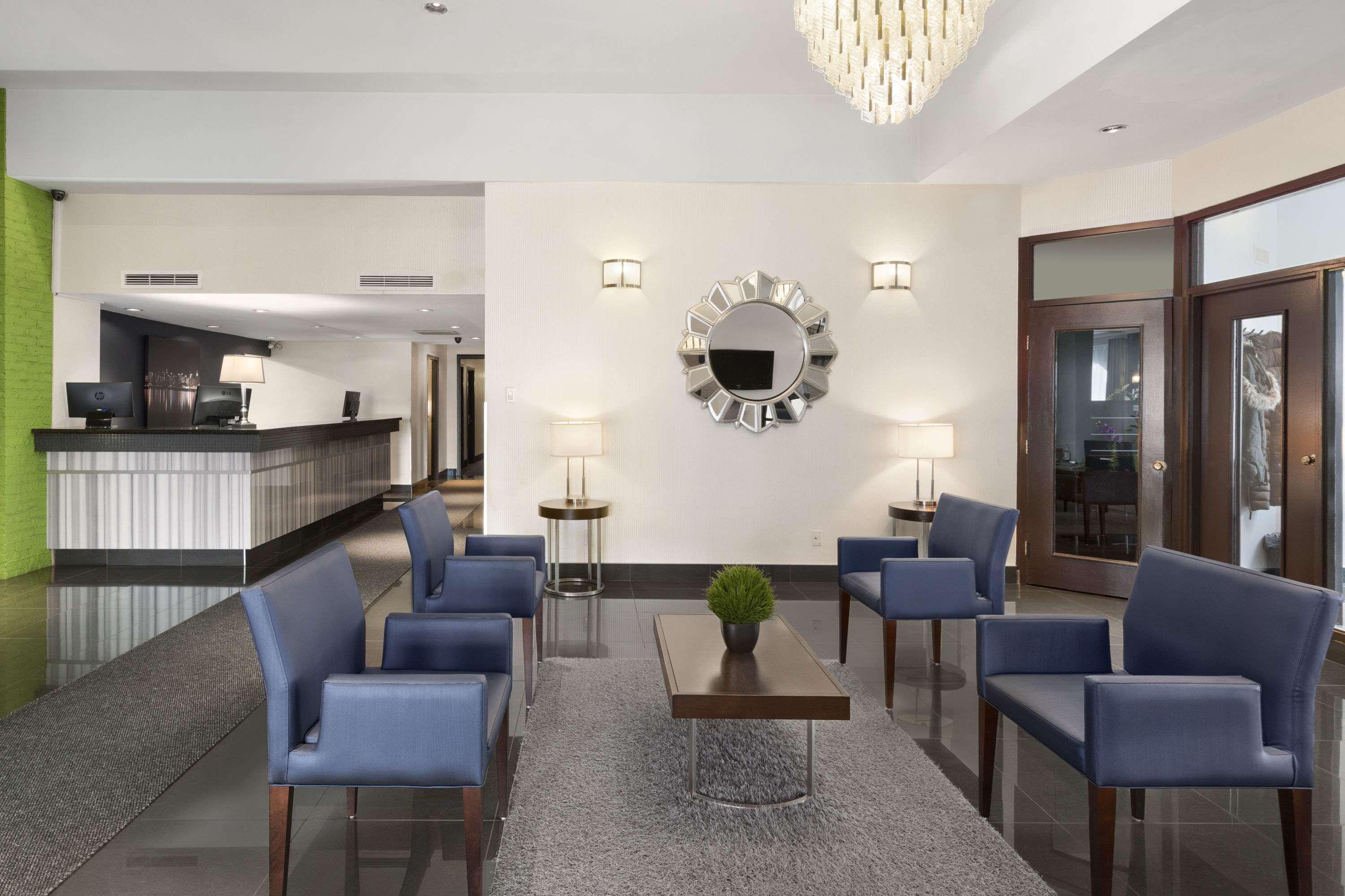 Days Inn By Wyndham Montreal Airport Conference Centre Dorval Extérieur photo